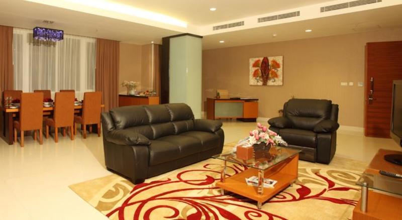 Swiss-Belhotel Kendari Exterior photo