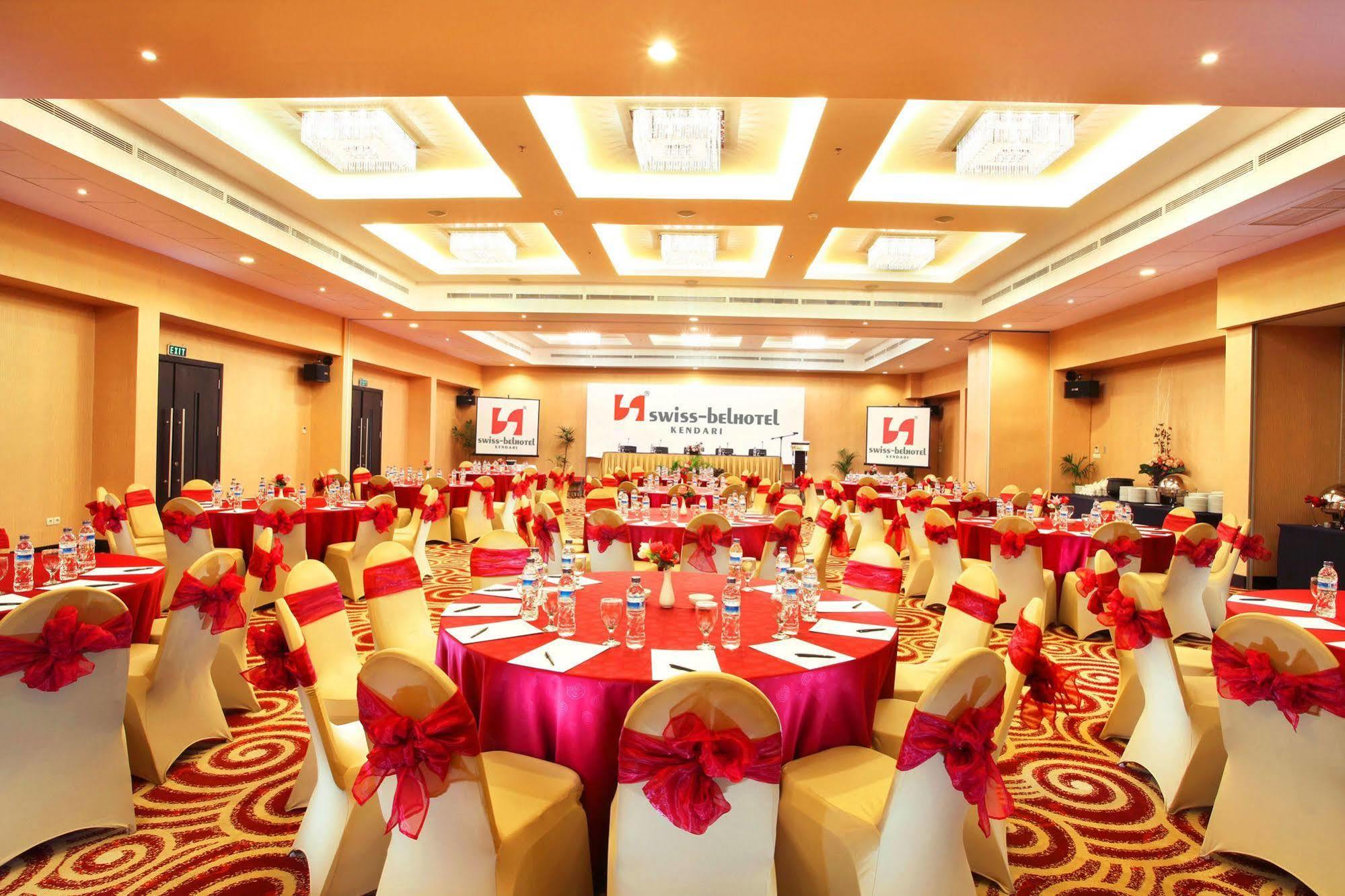 Swiss-Belhotel Kendari Exterior photo